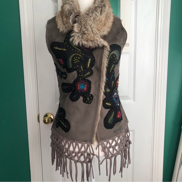 Desigual boho suede fur lined vest with embroidery small - Picture 1 of 14
